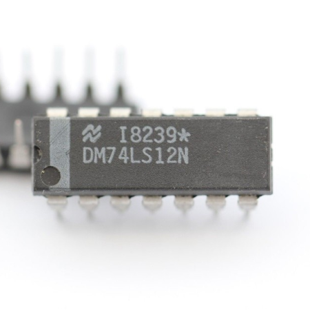 DM74LS12N Compuerta NAND Triple  de 3 Entradas